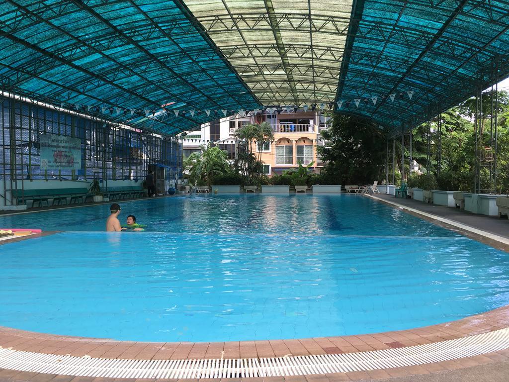 Park Avenue@Huamark Bangkok Exterior photo
